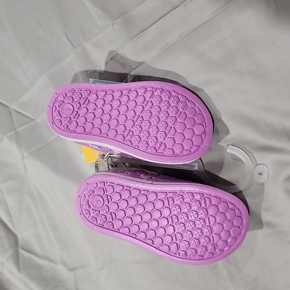 NWT baby/toddler unicorn slip on - Picture 6 of 7